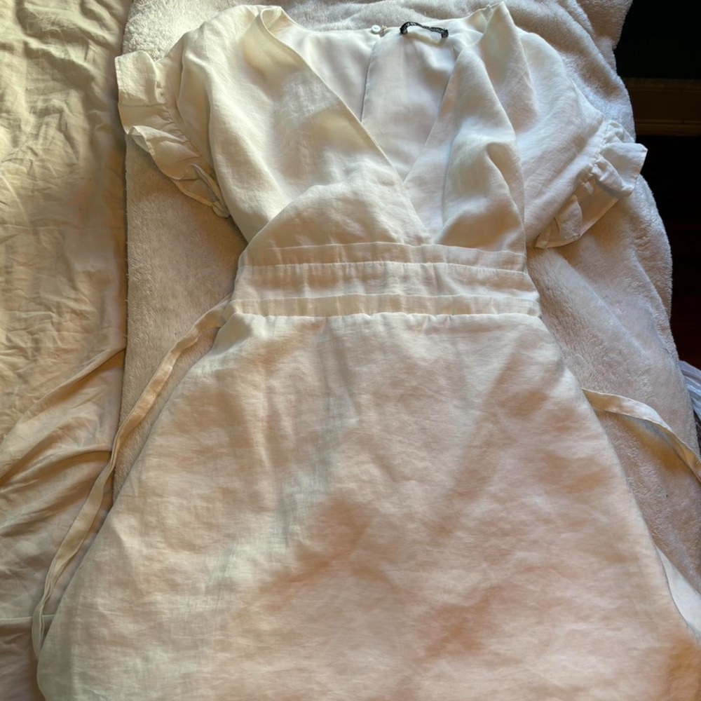 Zara White Smocked Puff Sleeve Sundress